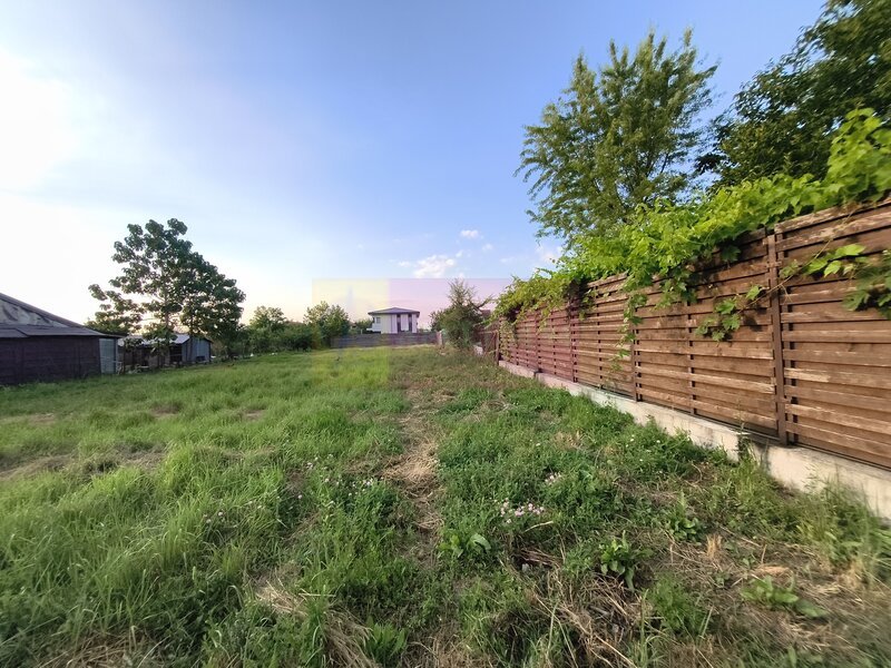 Teren cu acces facil la toate utilitatile langa Bucuresti