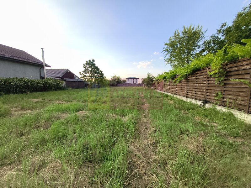 Teren cu acces facil la toate utilitatile langa Bucuresti